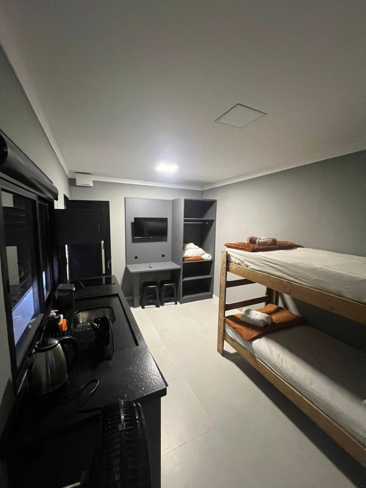 Hospedagem Confortavel E Pratica Para Viajantes E Ferias - Proxima A Br-101 상조제 외부 사진
